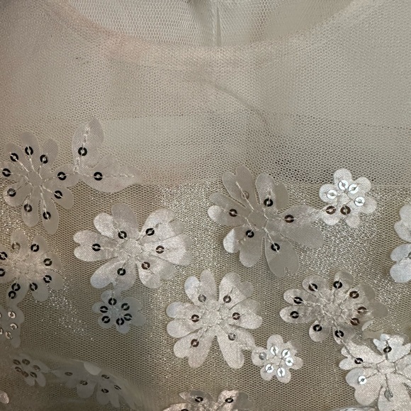 Jona Michelle 4T Formal Cream Dress - Picture 4 of 11